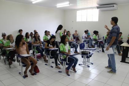 Escola do Jovem Camponês certifica mais de 40 estudantes da zona rural